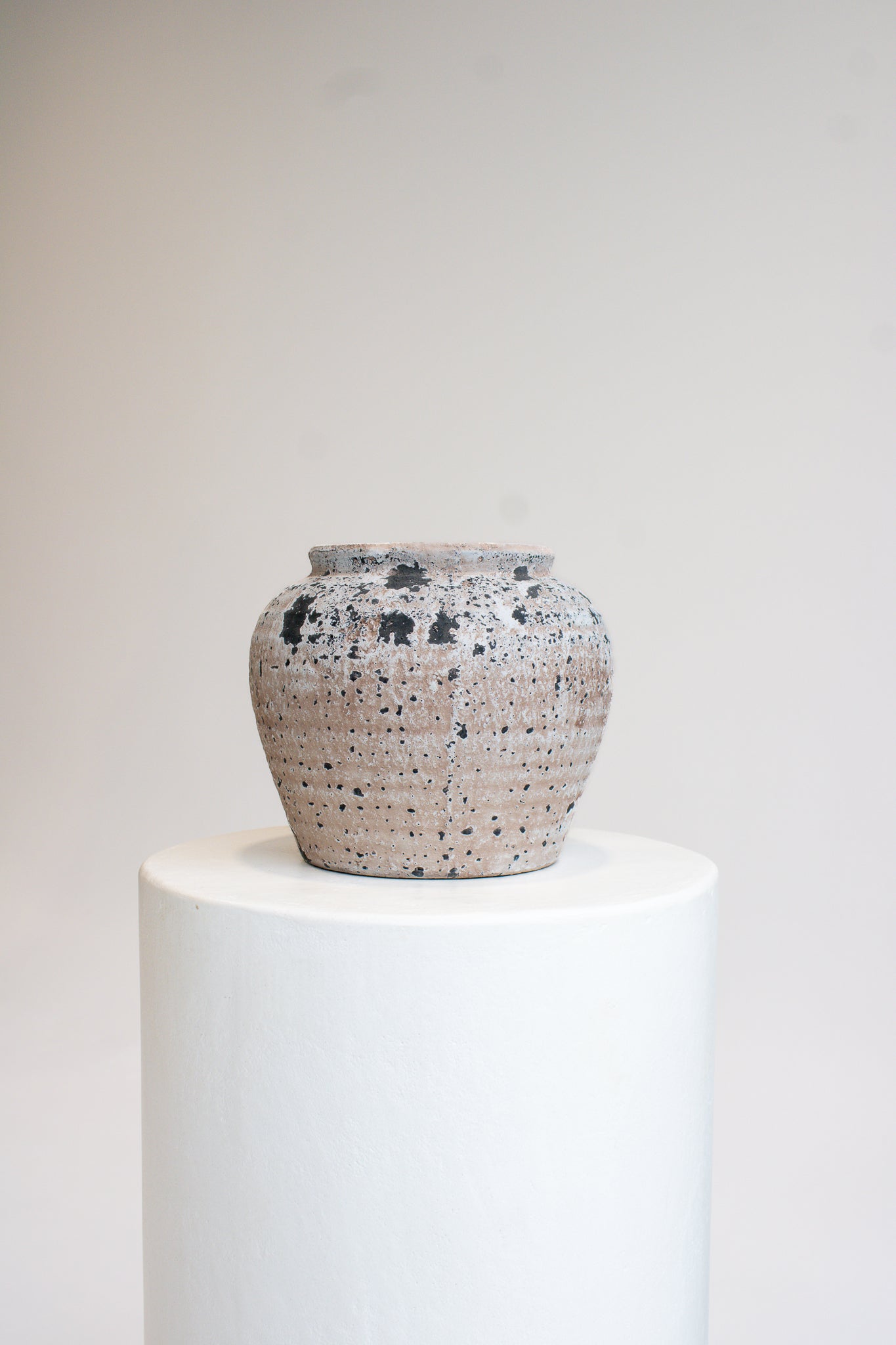 Hearth Pot