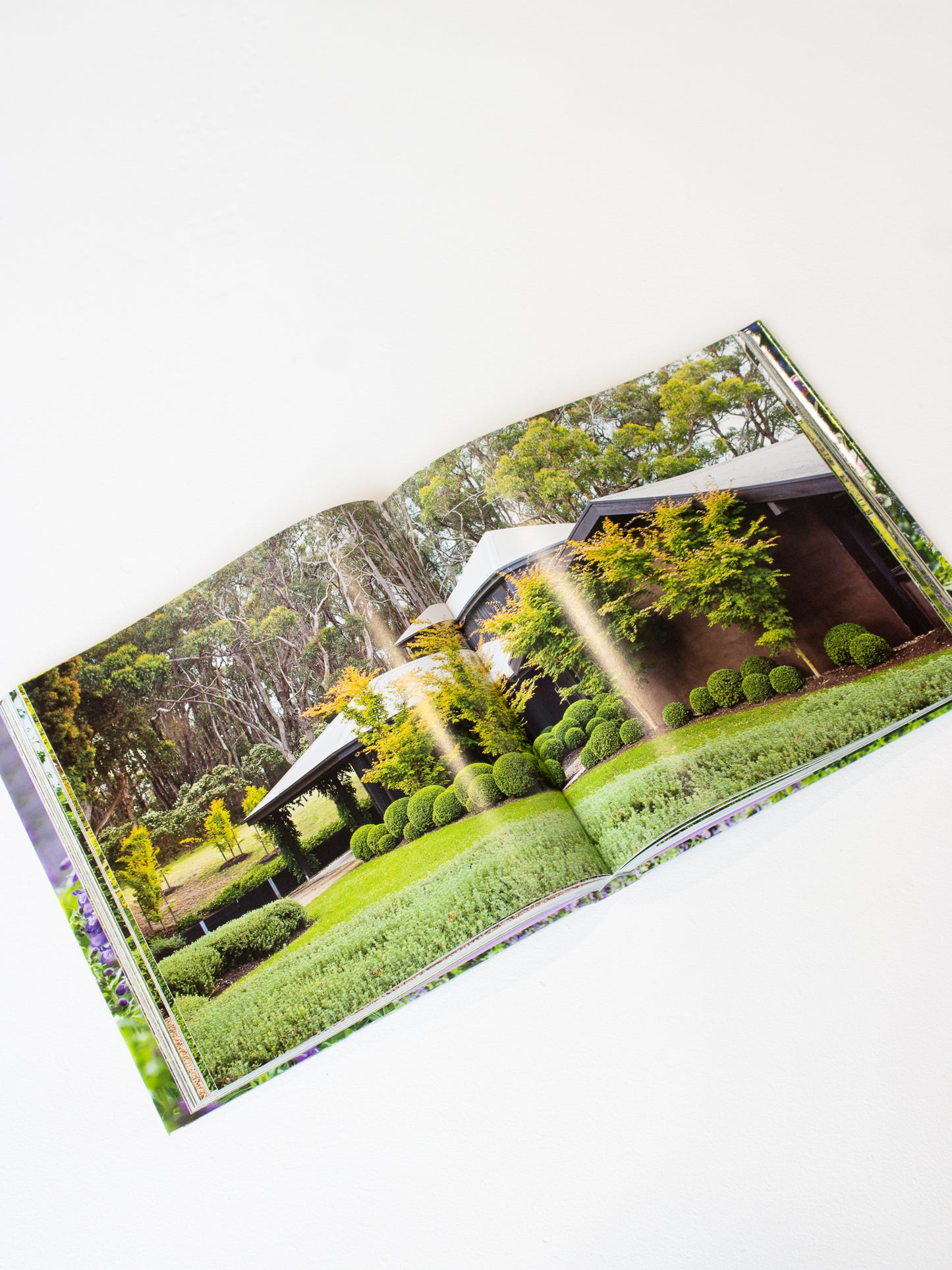 Coffee Table Book // Paul Bangay's Country Gardens