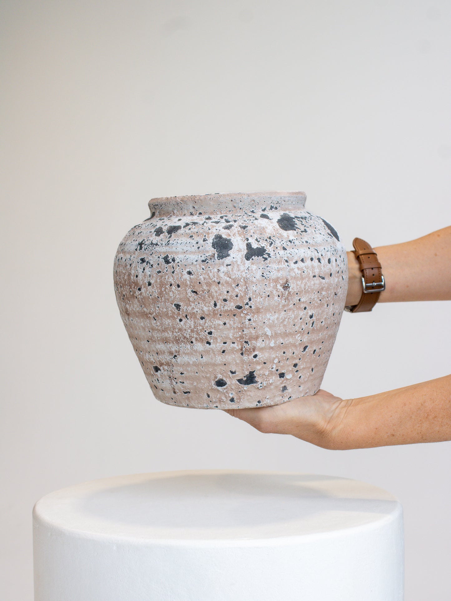 Hearth Pot