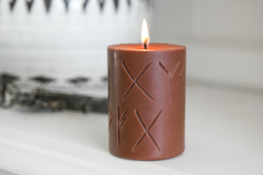 HOW TO | burn a pillar candle